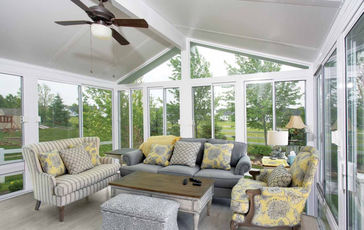 Bug-free sunroom interior in Kissimmee, FL